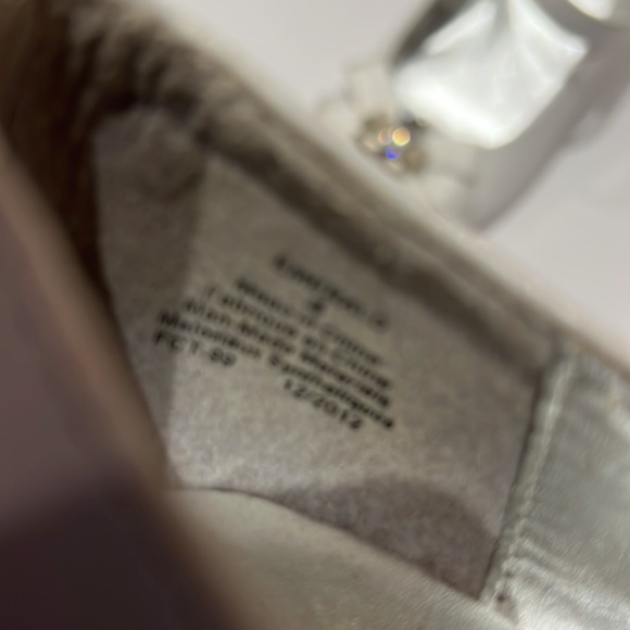 ❗️host pick❗️Girls shoes Jewels - Picture 5 of 13